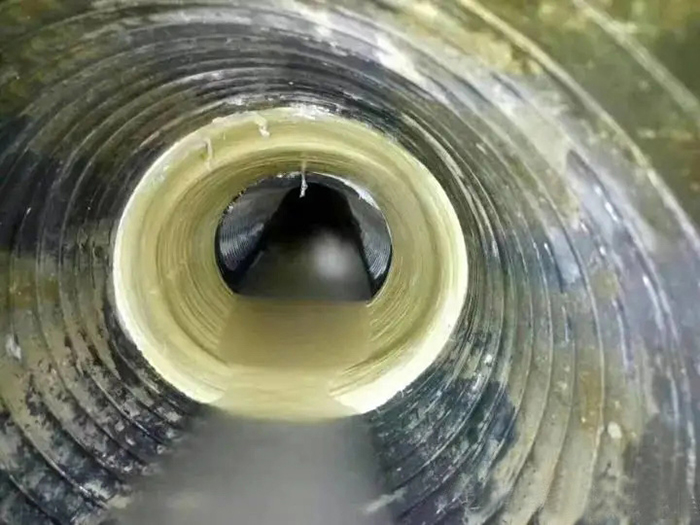 曲麻莱内衬修复法通常适用于哪些类型的断面管道